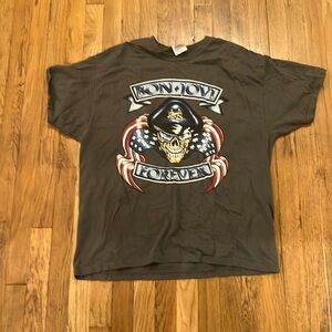 Bon jovi forever grey tee size xl